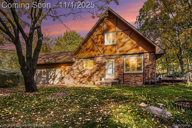 Property Photo: 2495 Moore Place MI 48843