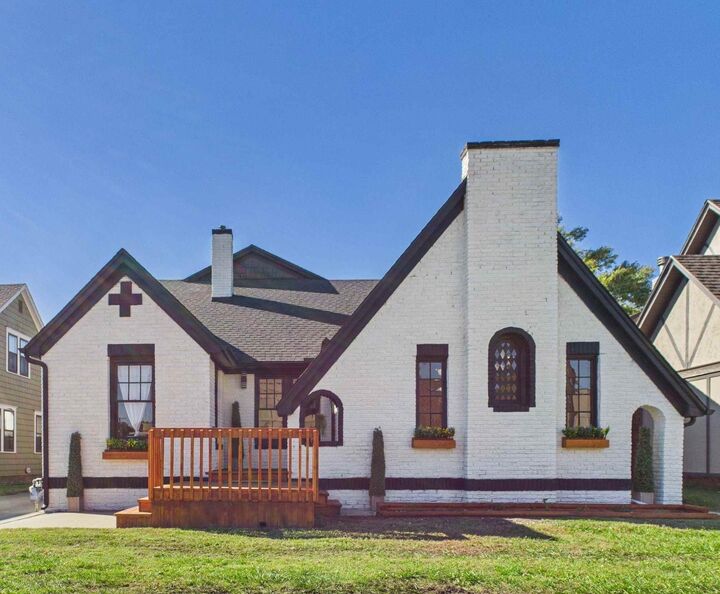 305 N Oliver Ave  Wichita KS 67208 photo