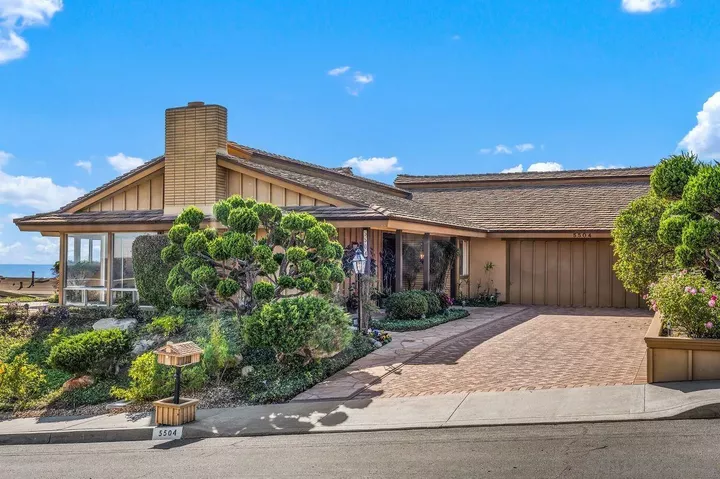 Property Photo: 5504 Rutgers Road CA 92037