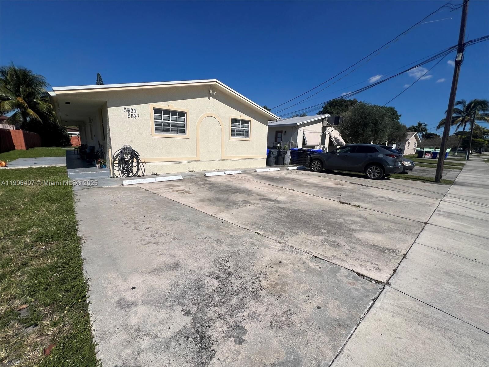 Property Photo: 5835 Taylor St 5837 FL 33021