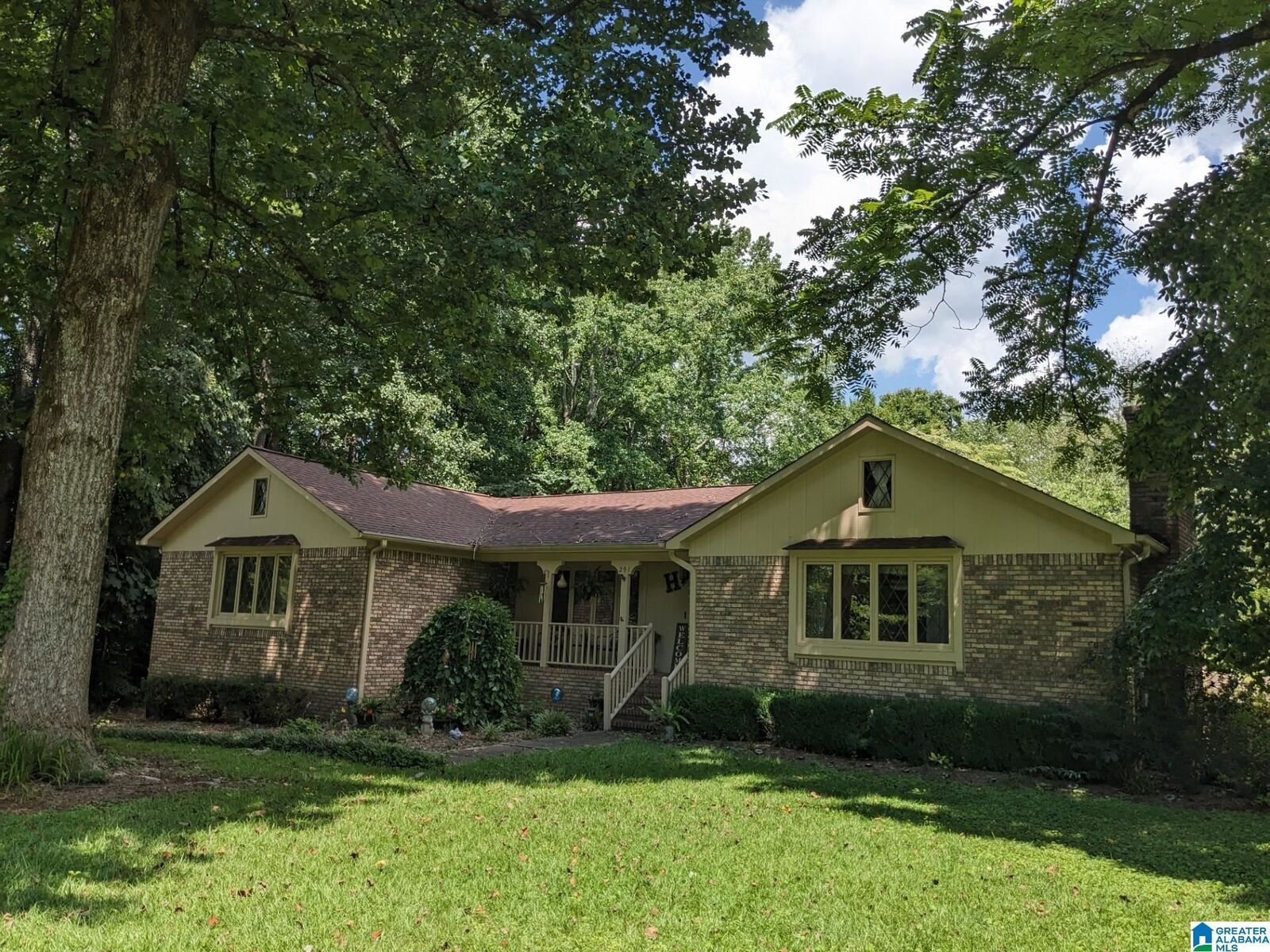 Property Photo:  291 Twin Oaks Dr  AL 35031 - BLOUNTSV 