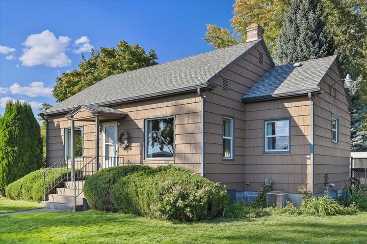 Property Photo: 10303 E Main Ave WA 99206