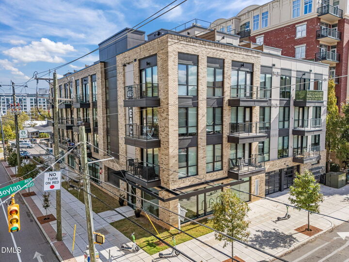 Property Photo:  615 W Peace Street 202  NC 27603 