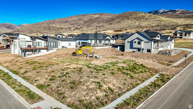 Property Photo: 3078 W Wasatchback Dr 719 UT 84050