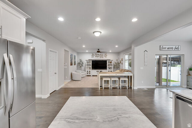 Property Photo:  10338 S Venenzia Way  UT 84095 