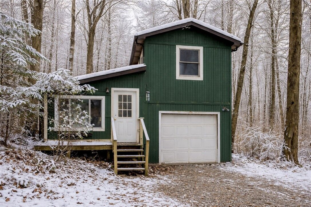 Property Photo:  2123 Rocky Ridge Rd  PA 15610 
