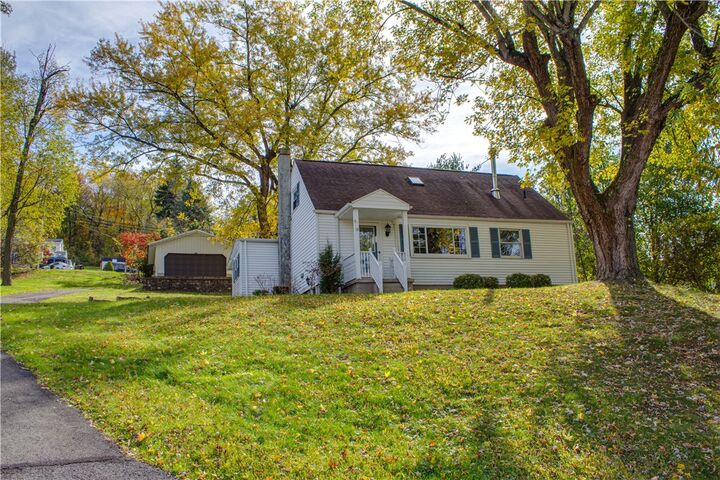 Property Photo:  14 Willow St  PA 15317