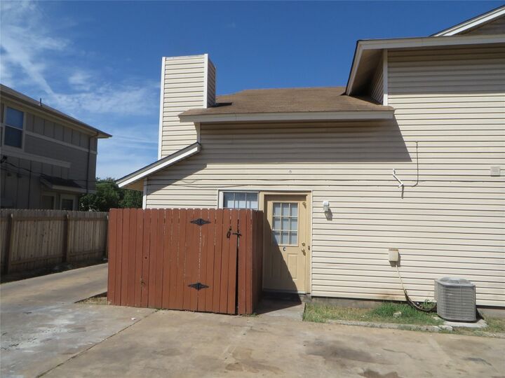 Property Photo: 2217 Katy Lane C TX 78626