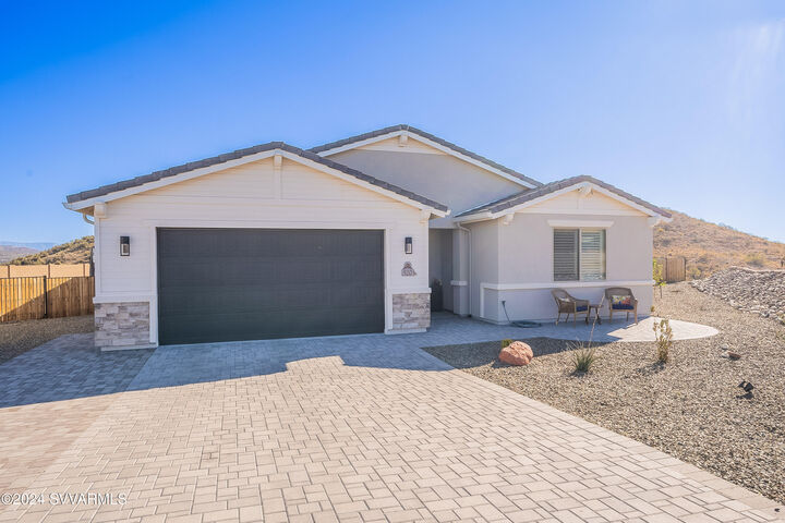 Property Photo:  520 Conner Circle  AZ 86324