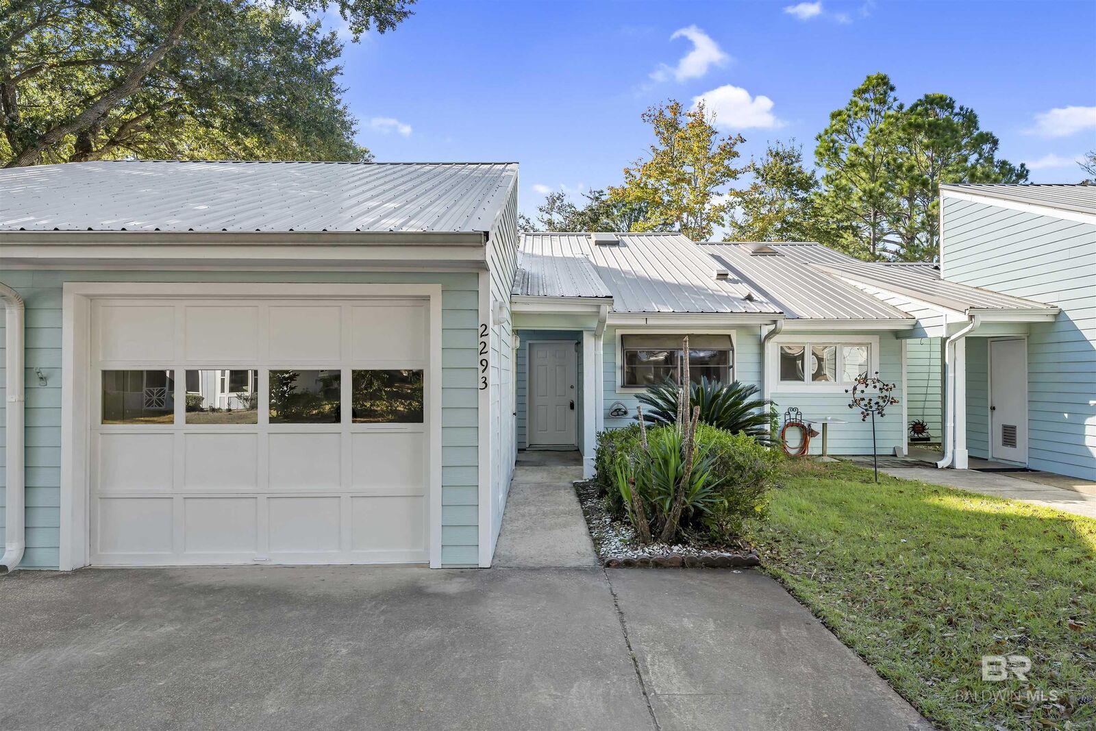 Property Photo: 2293 S Bluebird Lane 903 AL 36542