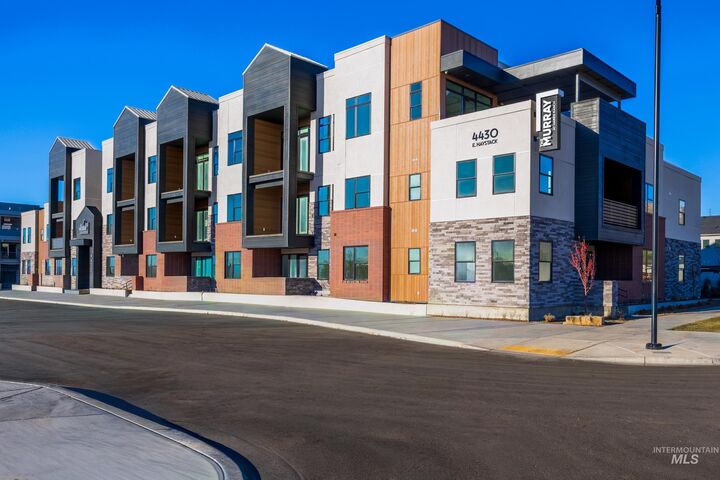 Property Photo:  4430 E Haystack St 212  ID 83716 