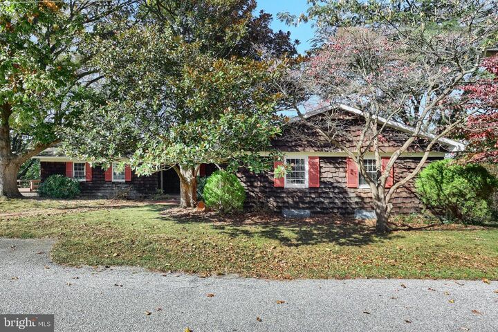 Property Photo:  150 E Ridge Avenue  PA 17327 