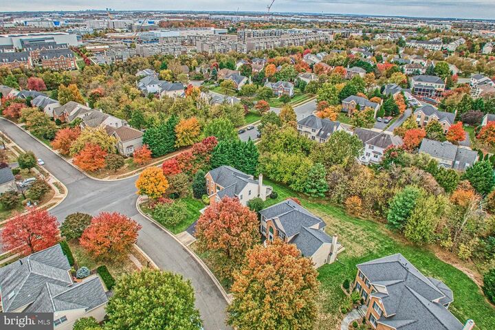 21581 Kouros Court  Ashburn VA 20147 photo