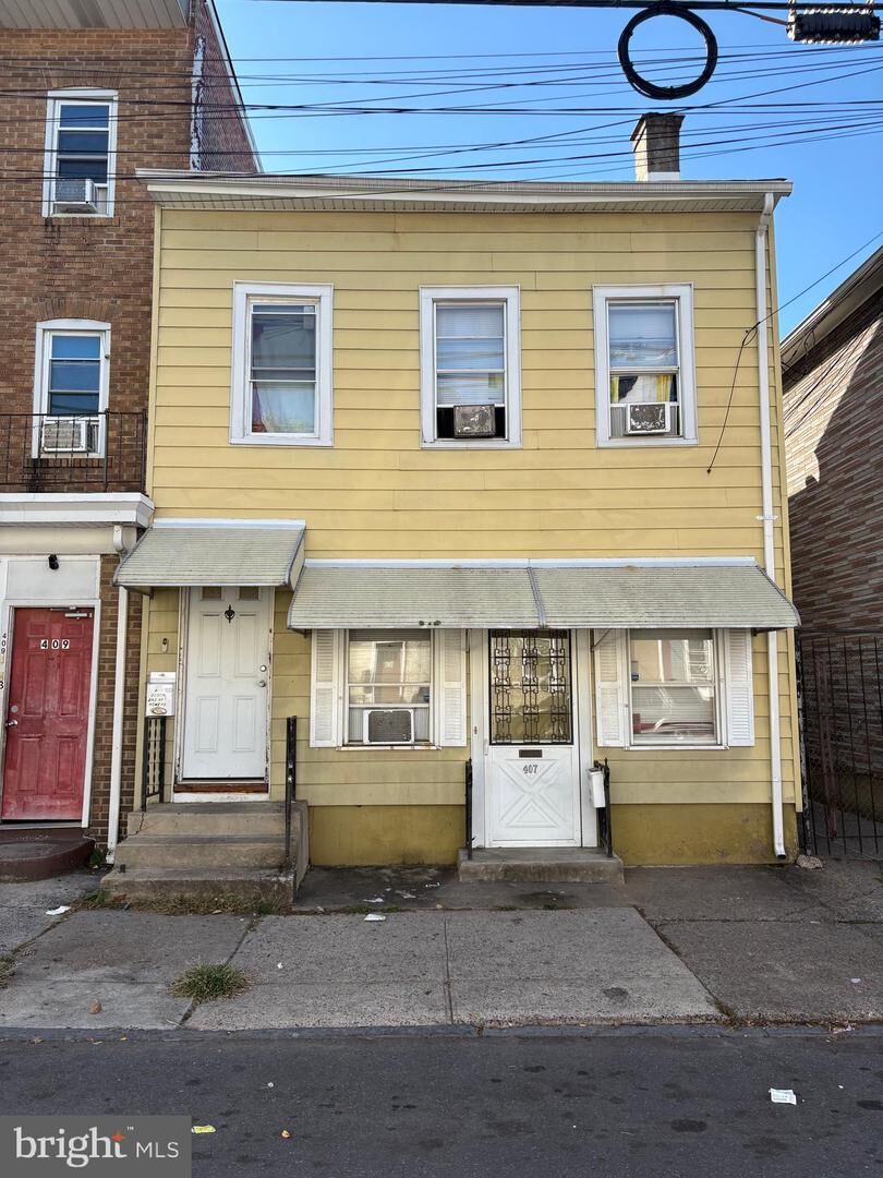 Property Photo:  407 Hudson Street  NJ 08611 