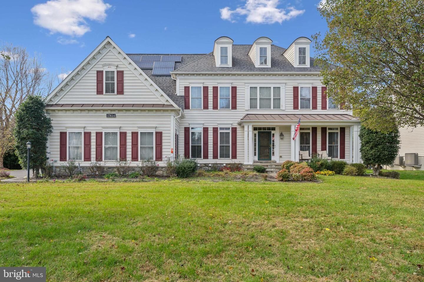 Property Photo: 17614 Auburn Village Drive MD 20860