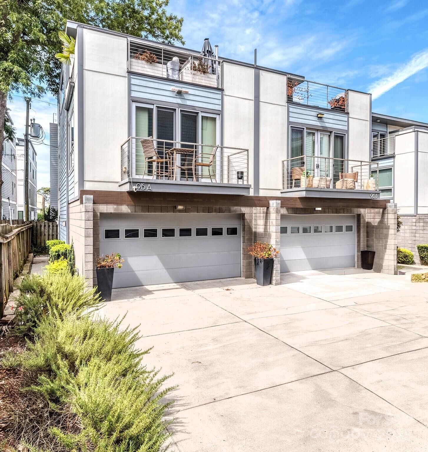 Property Photo: 915 Westbrook Drive A NC 28202