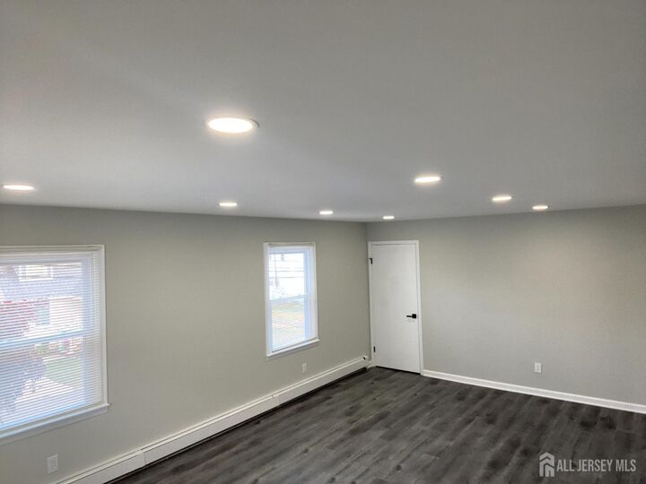 Property Photo:  111 SE Riva Avenue 2  NJ 08850 
