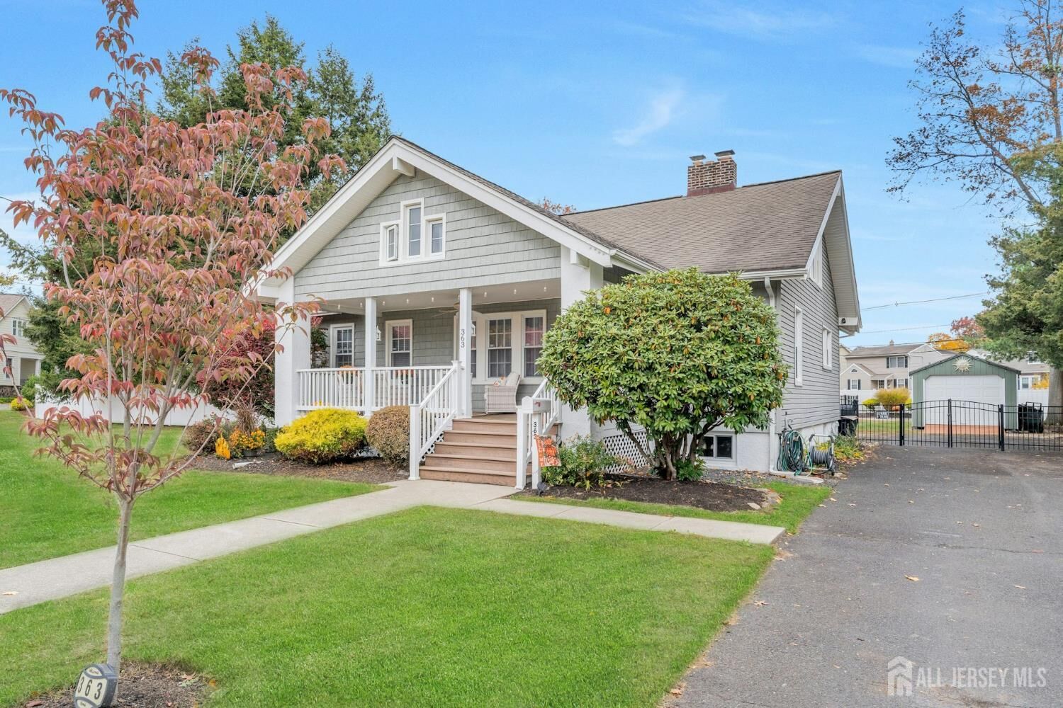 Property Photo:  363 Grant Avenue  NJ 08846 