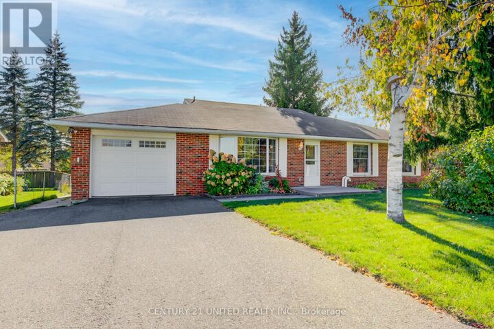 Photo de la propriété:  233 Market Street  ON K0L 1L0 