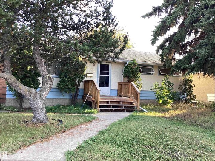 16131 109A Avenue NW  Edmonton AB T5P 1C5 photo