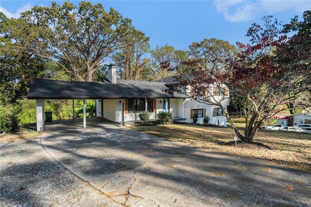 Property Photo:  2294 Collier Drive  GA 30032 