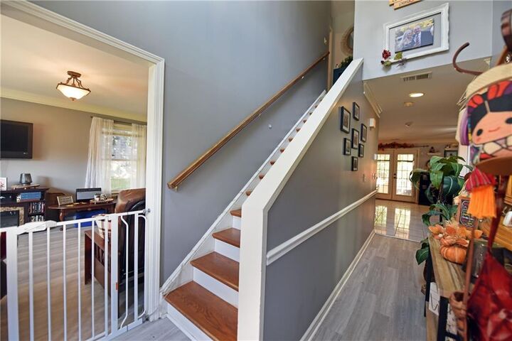 Property Photo:  107 E Clinton Drive E  GA 30165 