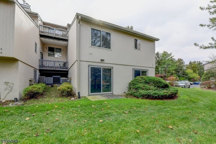 Property Photo:  2 Meyer Ct  NJ 07052 