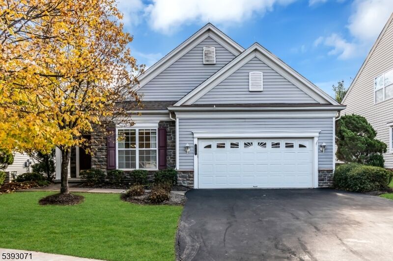 Property Photo:  212 Sherwood Ct  NJ 08873 