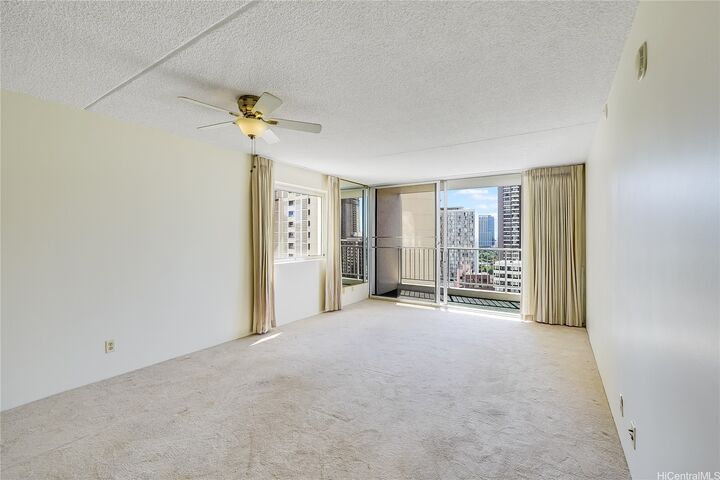 Property Photo: 400 Hobron Lane 1815 HI 96815