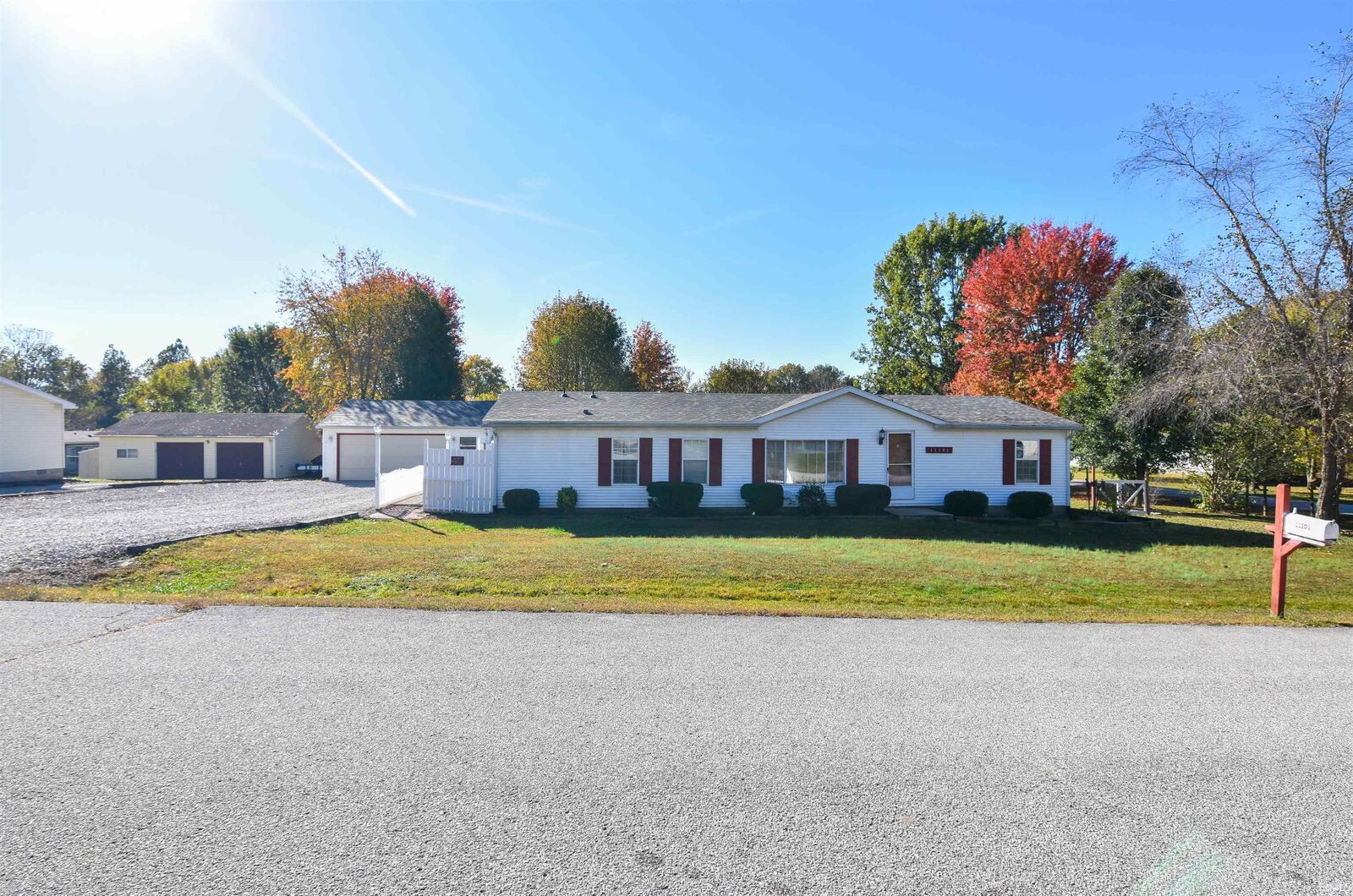 Property Photo:  11101 Country Homes Drive  IN 47712 