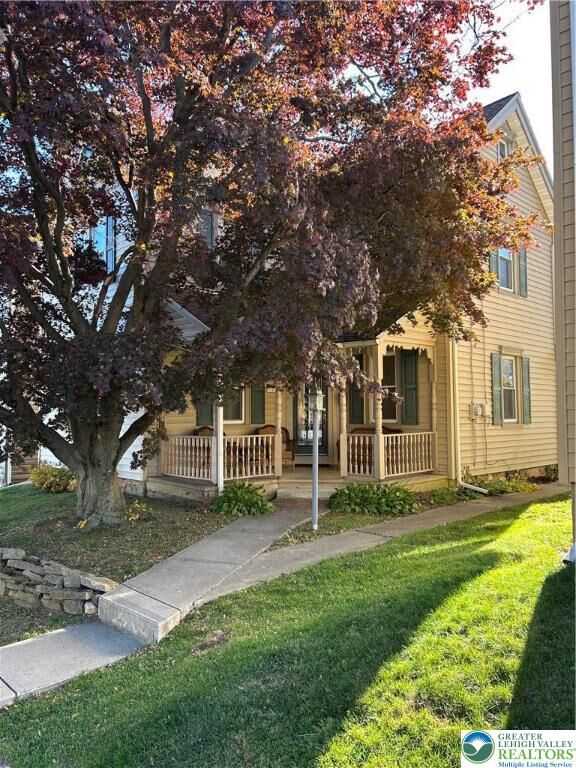Property Photo:  731 Locust Street  PA 18032 