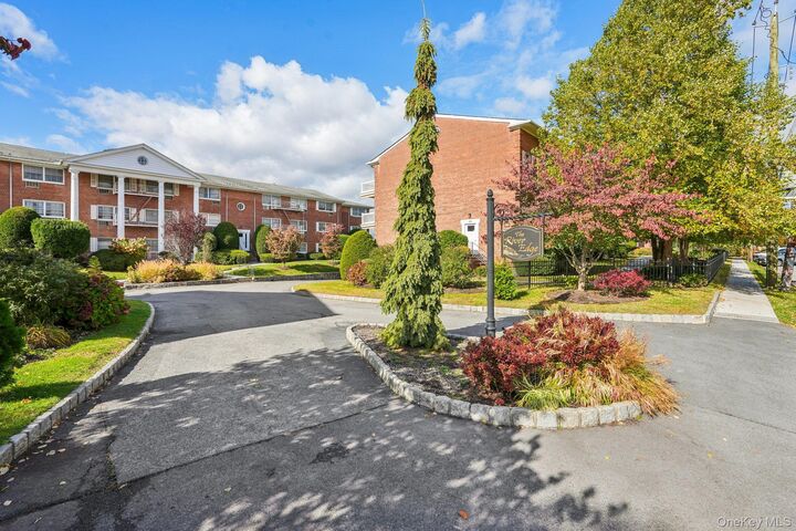 Property Photo:  57 Maple Avenue 2B  NY 10706 