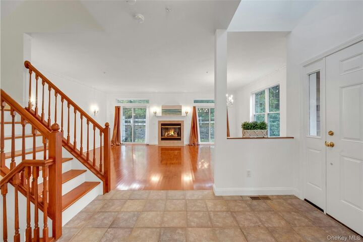 Property Photo:  7 Glen Hill Lane  NY 10591 