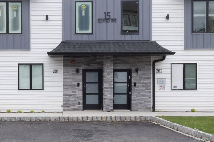 Property Photo:  15 Old Nyack Turnpike 201  NY 10952 