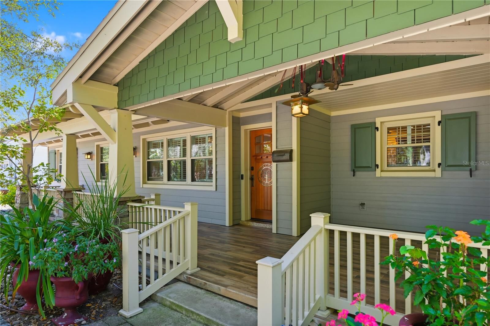 Property Photo:  904 W New Hampshire Street  FL 32804 