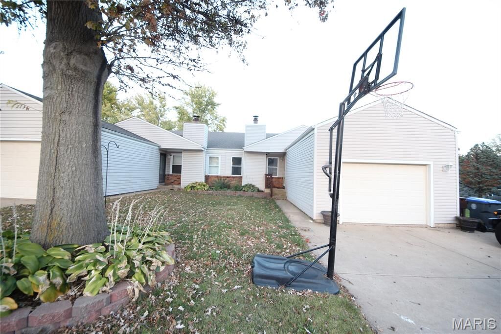 Property Photo: 35 Gold Run Drive B MO 63376