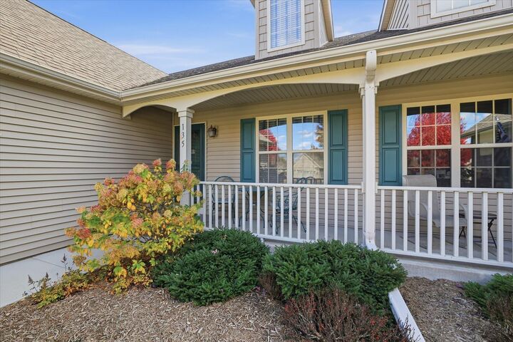 Property Photo: 135 Vassallo Ln WI 53182