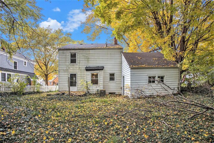 Property Photo:  1612 Margaret Avenue SE  MI 49507 
