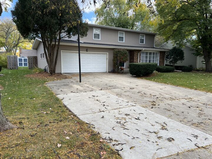 Property Photo:  865 N Fordham Avenue N  IL 60506 