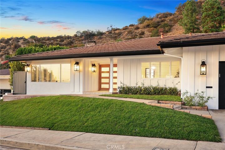 Property Photo:  321 Wonderview Drive  CA 91202 