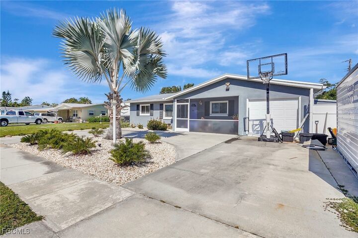 Property Photo: 1473 Xavier Avenue FL 33919