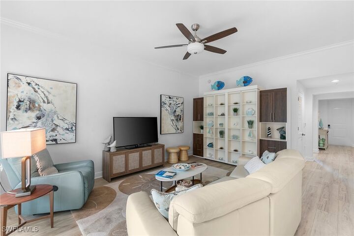 Property Photo: 1055 Sandpiper Street H-202 FL 34112