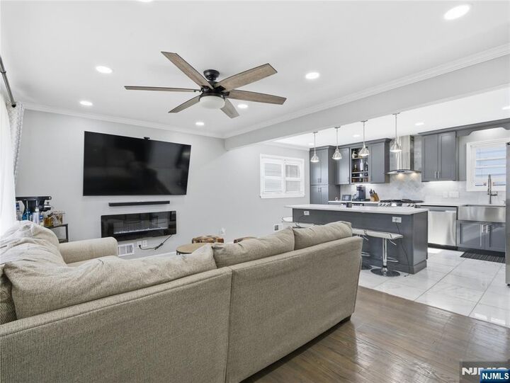 Property Photo:  98 Grove Street  NJ 07644 