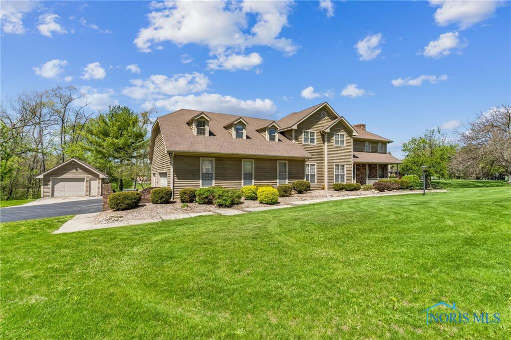 Property Photo:  125 W Woodmere Drive  OH 44883 