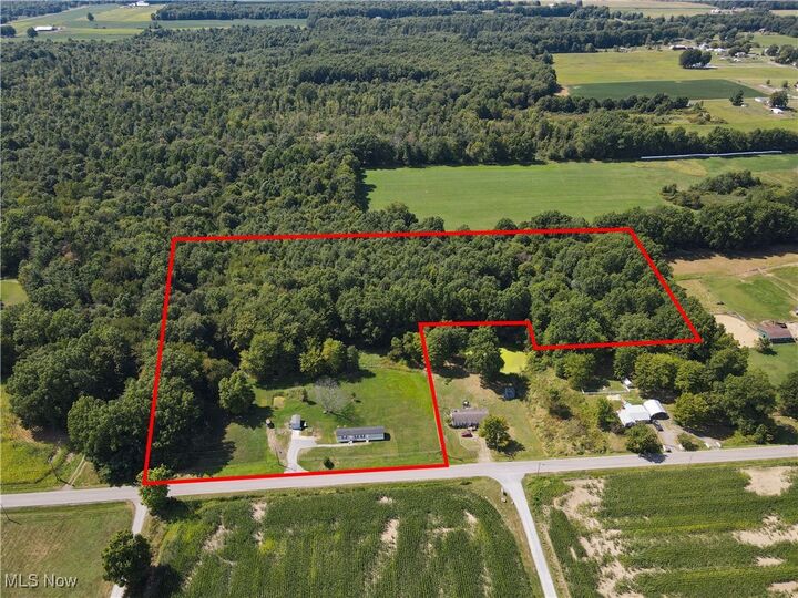 Property Photo:  10564 Duck Creek Road  OH 44460 