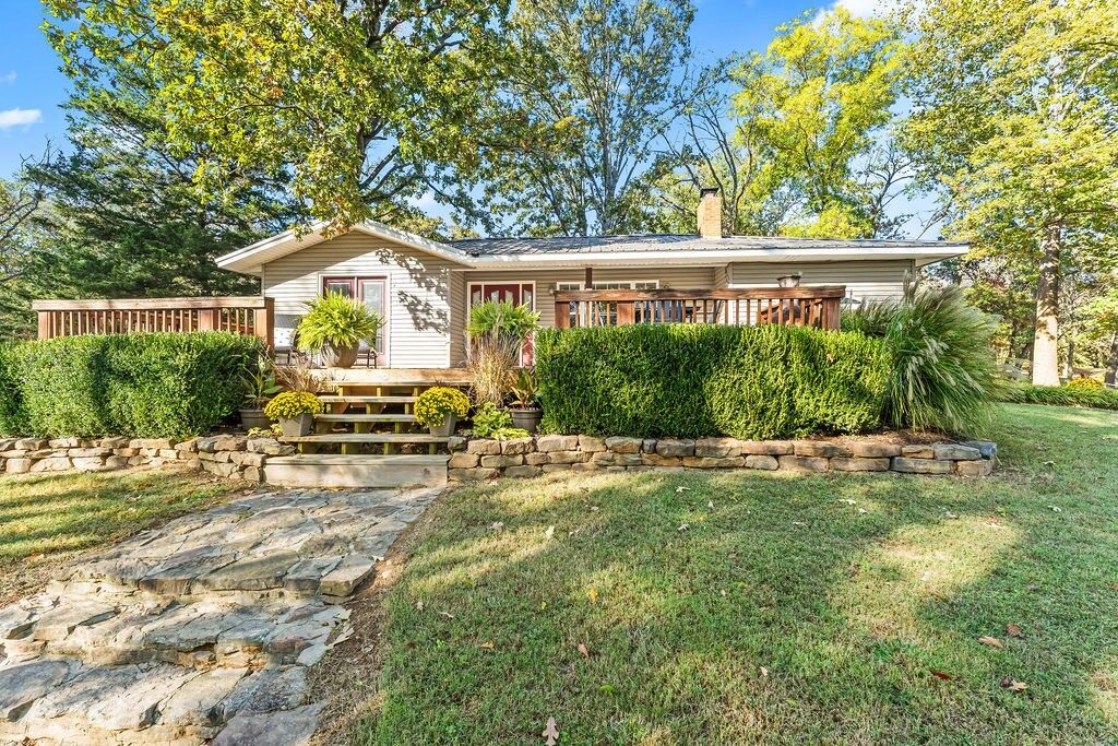 Property Photo: 12342 Bluebird Road AR 72736