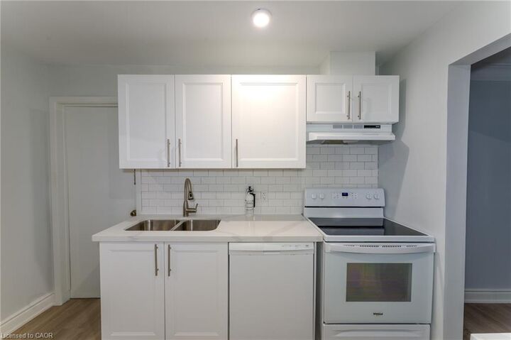 Property Photo:  150 Hagar Street Main  ON L3B 4J8 