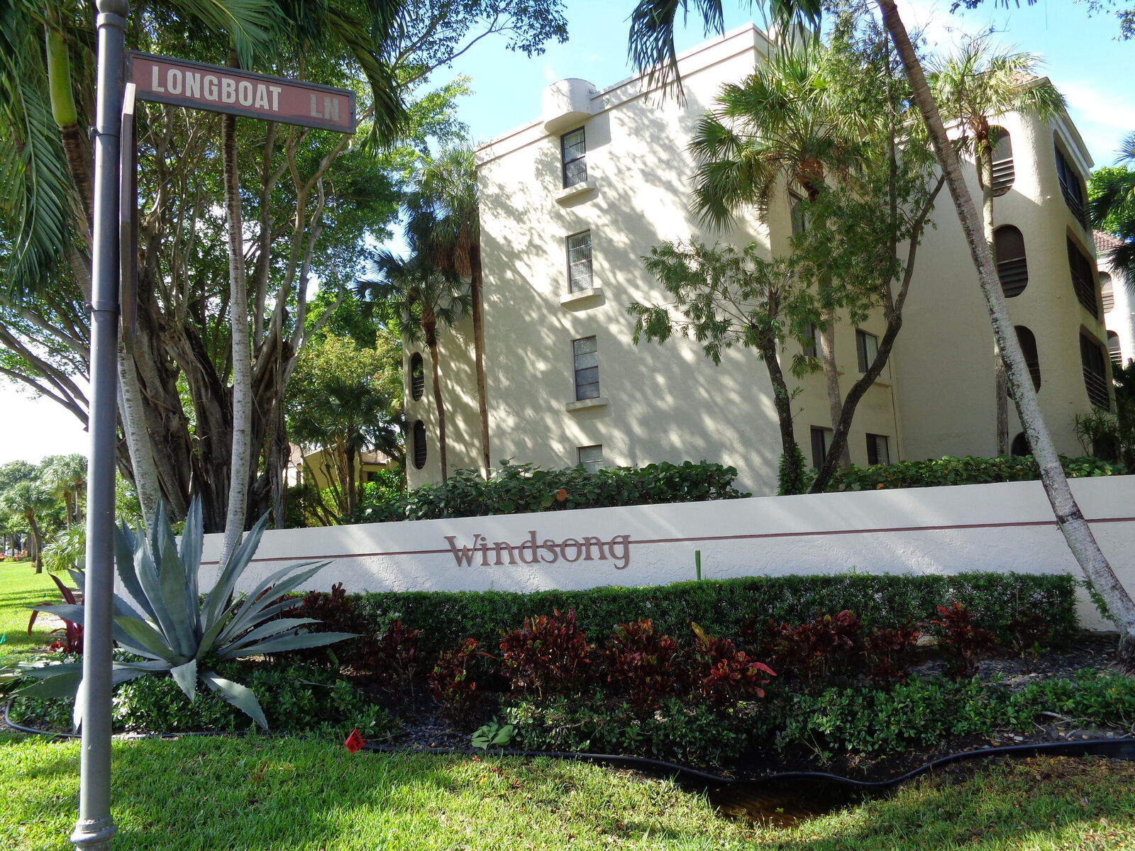 Property Photo: 6328 Longboat Lane W 201 FL 33433