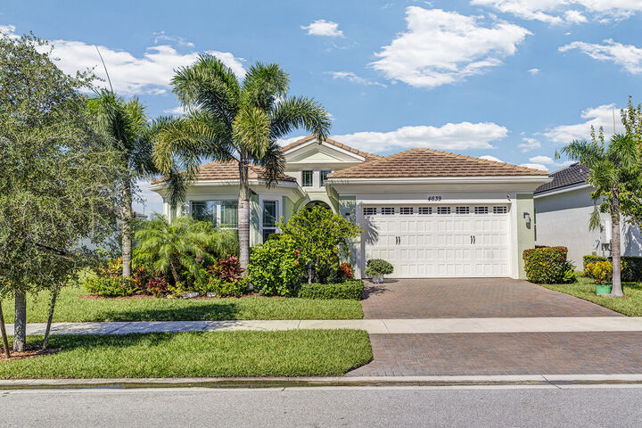 Property Photo:  4639 Pumello Drive  FL 33470 