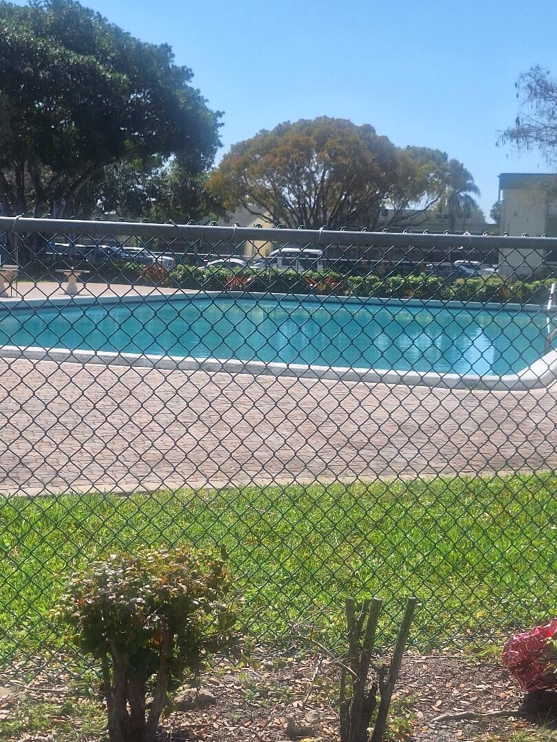 Property Photo:  4269 NW 89th Avenue 203  FL 33065